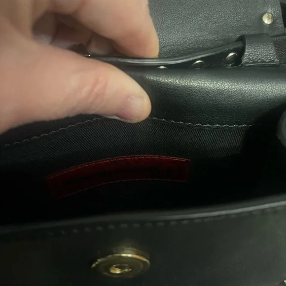 Valentino Garavani Rockstud leather Black Studded Crossbody Bag - Picture 4 of 8